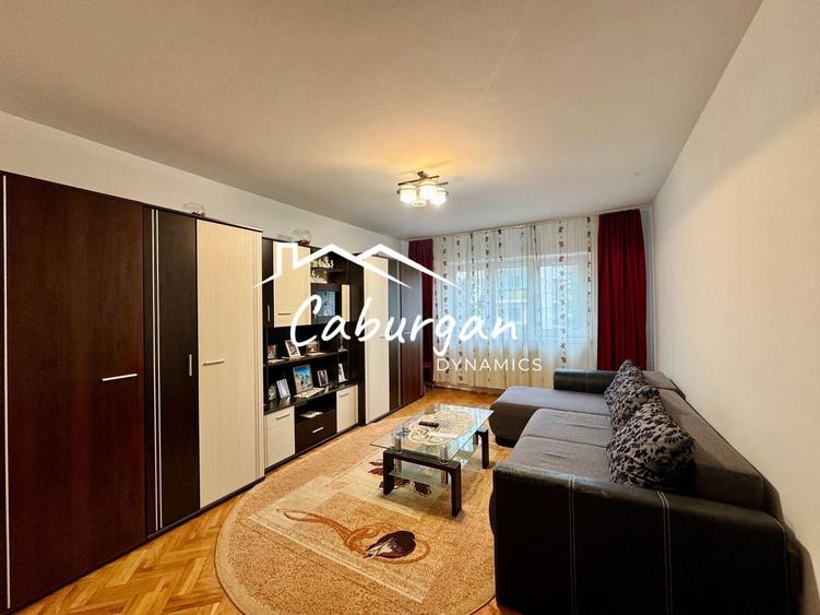 Apartament cu 2 camere decomandat în Hipodrom 3