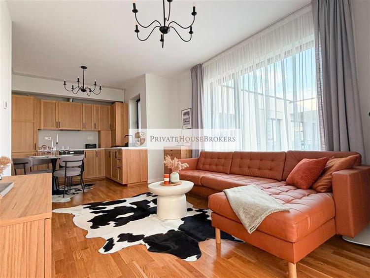 Apartament cu 2 camere semidecomandat, mobilat în Băneasa