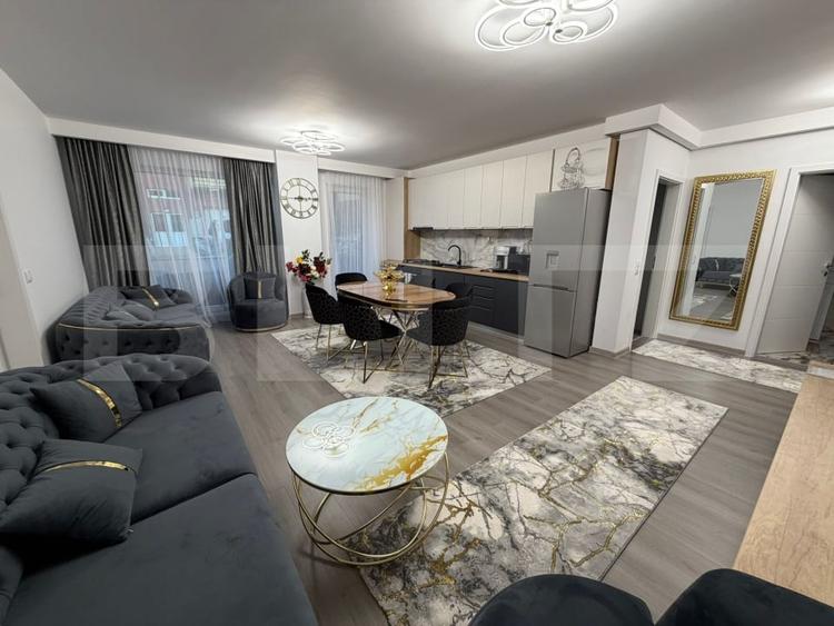 Apartament cu 3 camere semidecomandat, mobilat în Florești