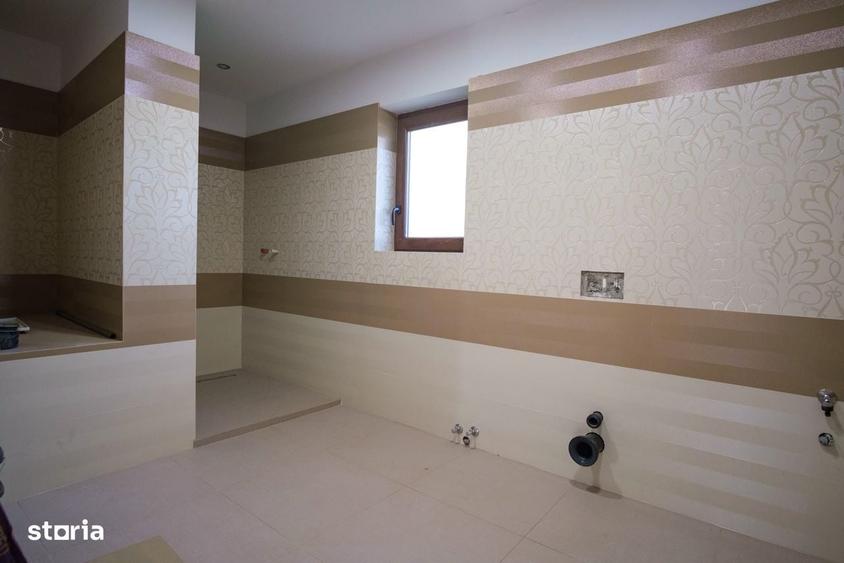 Casă cu 4 camere în Bradu