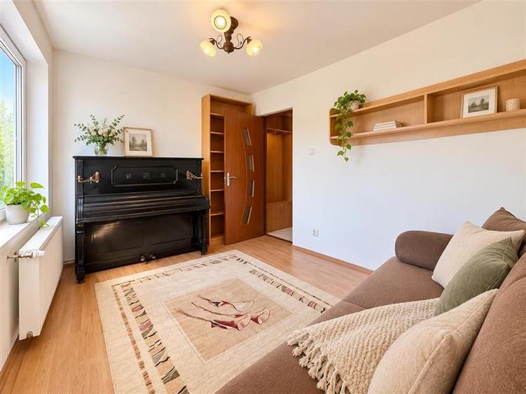 Apartament cu 2 camere decomandat în 7 Noiembrie