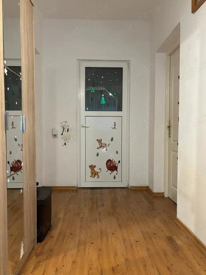 Casă cu 2 camere în Hunedoara