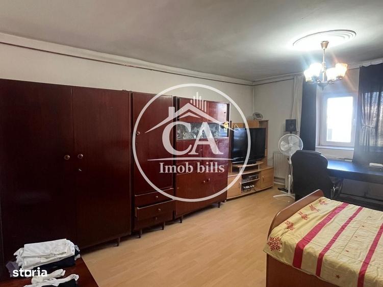 Casă cu 4 camere semidecomandat în Cihei