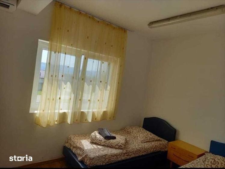 Casă cu 4 camere cu Teren 500 Mp în Uriu