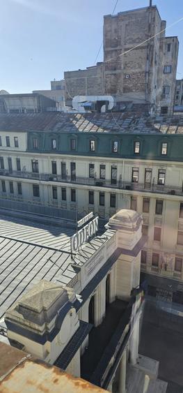 Apartament cu 2 camere decomandat în Calea Victoriei