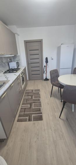 Apartament cu 2 camere decomandat în Gara