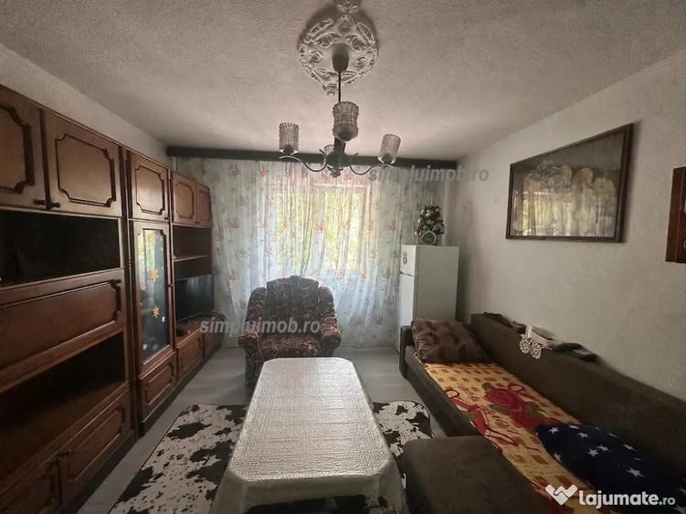 Apartament cu 2 camere decomandat în Drumul Găzarului
