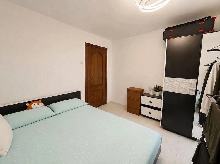 Apartament cu 3 camere decomandat în Colentina