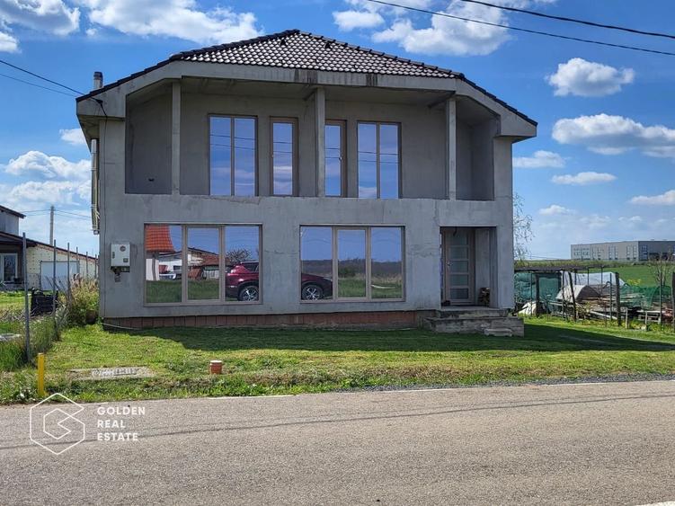 Casa P+M, Frumuseni - 1