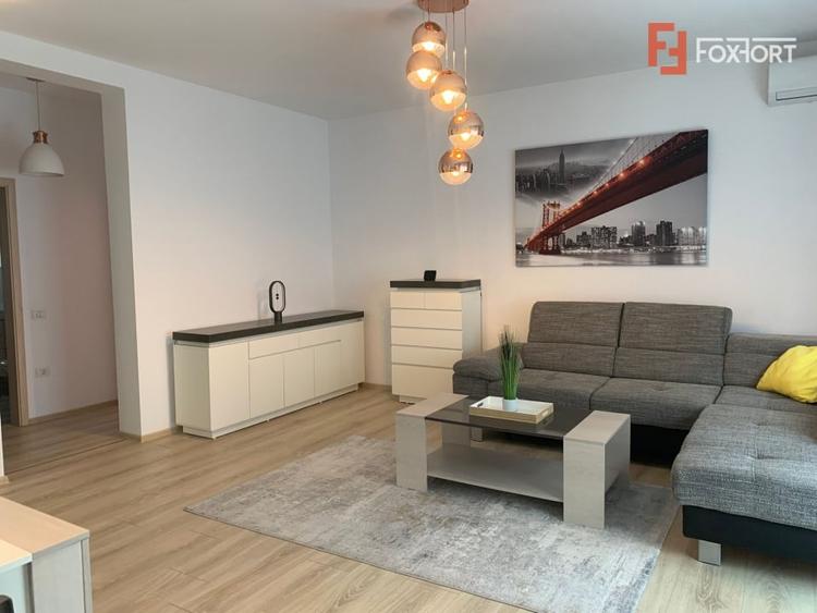Apartament cu 3 camere, curte proprie si parcare – Dumbravita - 1