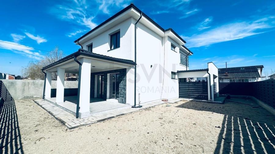 REV2004640 Vila de vanzare cu panouri solare - 18