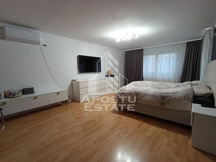 Casa individuala P+1, curte proprie + spatii comerciale, Dambovita. - 4