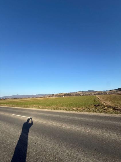 Teren Intravilan - 1