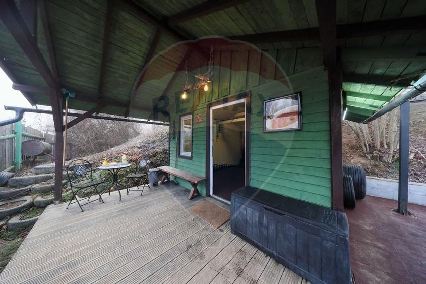 Ansamblu rezidențial cu casă principală și anexe, teren 1.487 mp - 16