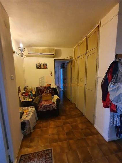 Apartament 3 camere cf1 decomandat zona Brosteni - 6