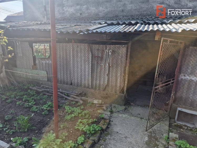 Casa individuala de vanzare cu 4 camere si teren de 800 mp - Recas - 21