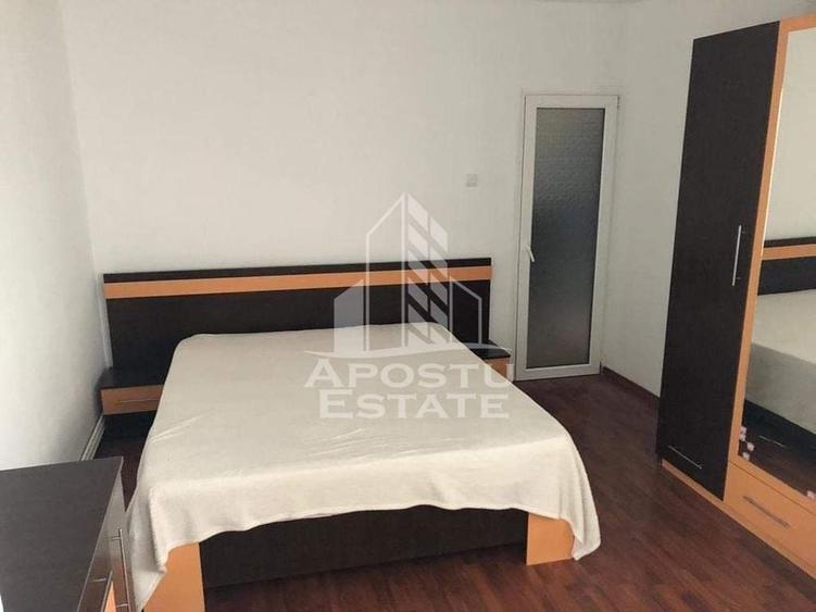 Apartament cu 3 camere, decomandat, centrala proprie, zona Soarelui - 7
