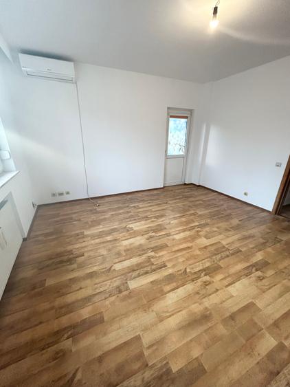 Pantelimon-Fundeni / Apartament 3 cam in vila / Loc de parcare-Curte - 7