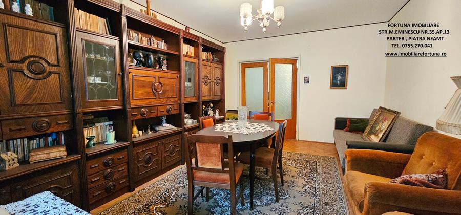 Apartament 4 camere semidecomandat, cu boxa, Bd.Traian- zona BCR - 1