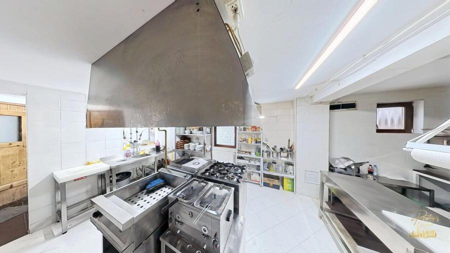 Cabana cu restaurant si 5 camere de vanzare in Vartop - Arieseni - 9