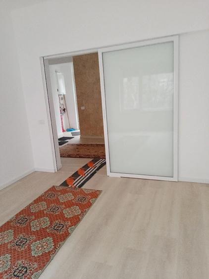 De vanzare apartament cu 3 camere, semidecomandat, renovat, incalzire in pardoseala - 5