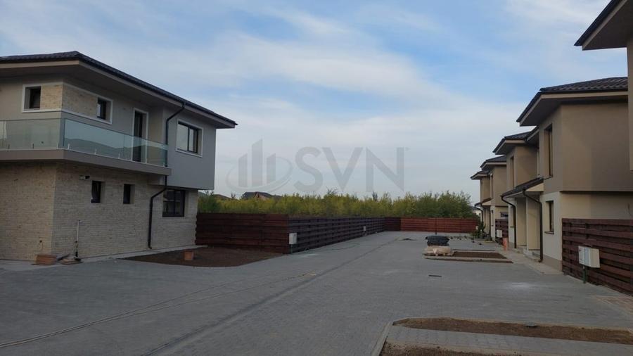 REV2003099 Vila de vanzare in Corbeanca zona centrala - 9