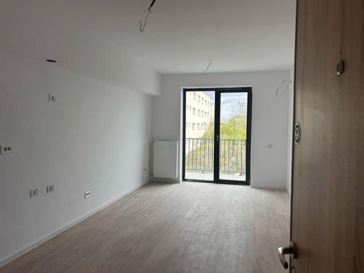 Fratiei 7 - garsoniera cu blacon si bucatarie inchisa - 9