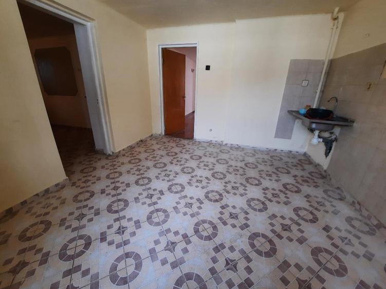 VANZARE CASA SOS. ALEXANDRIEI VISAVIS DE PENITENCIARUL RAHOVA - 3