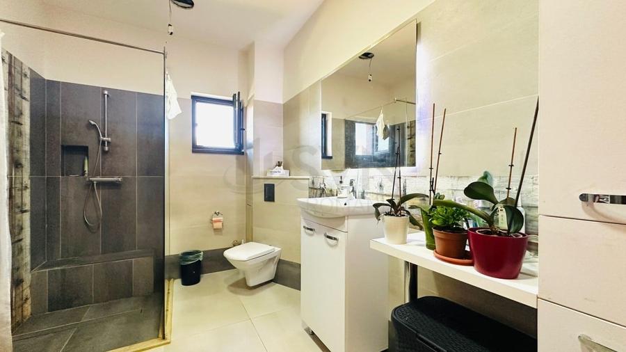 REV2005052 Vila individuala de vanzare langa padure teren 720 mp - 11