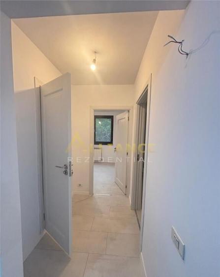 Apartament renovat cu 3 camere la Strand Berceni - Brancovea - 4