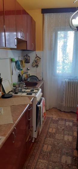 Apartament 4 camere Etaj 1 Central-Favorit - 1