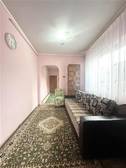 Casa din Caramida S+P+1E, 10 camere, Faleza Nord - 11