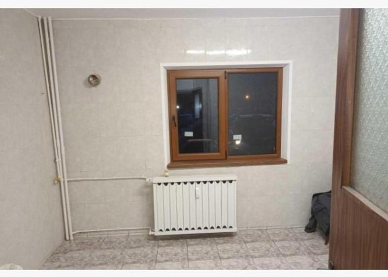 Eroii Revolutiei-strada Padesul-2 camere - 4