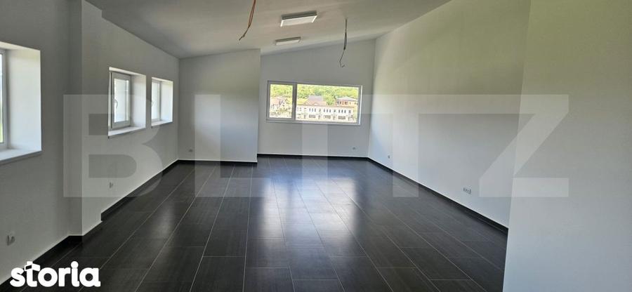 CLADIRE PREMIUM DE BIROURI SI SPATII COMERCIALE IN BISTRITA - 8