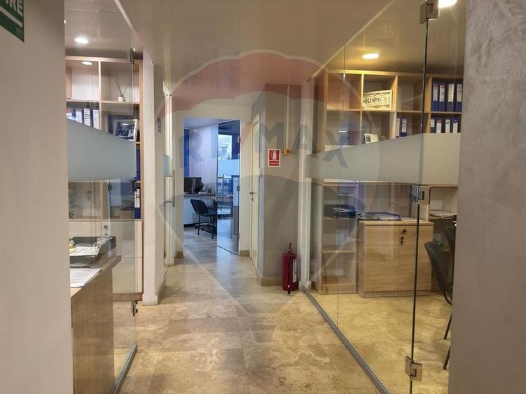 Spatiu comercial/ birouri 244 mp de inchiriat, zona premium - 4