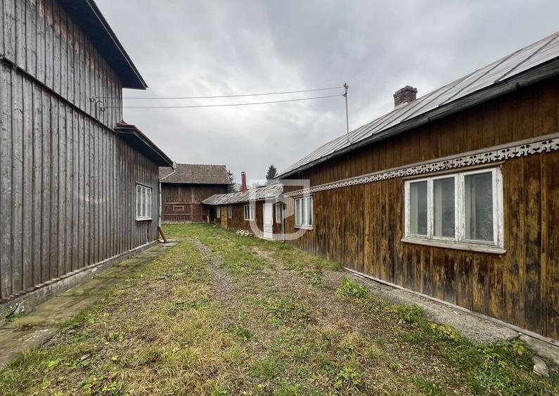 De vanzare casa, atelier fierarie, 4 anexe - 2507 mp in M... - 10