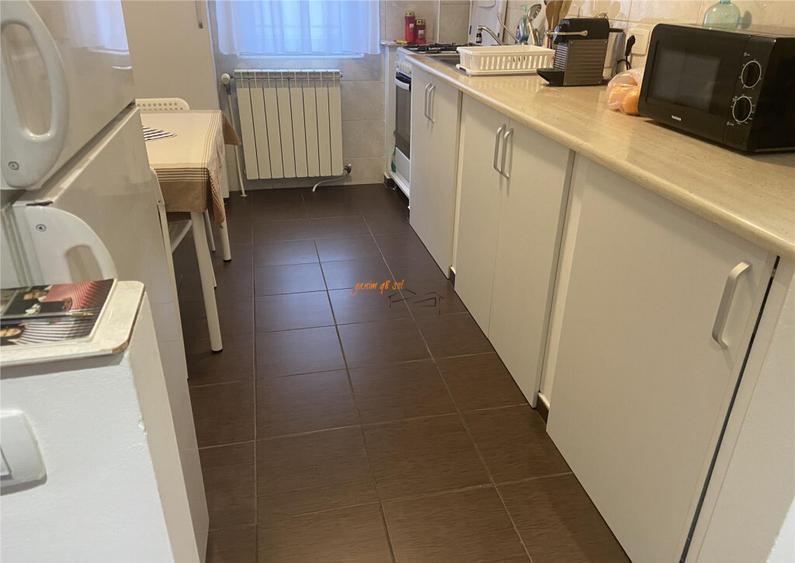 Garsoniera , zona Cartier Sud , parter , decomandata , 40mp - 12