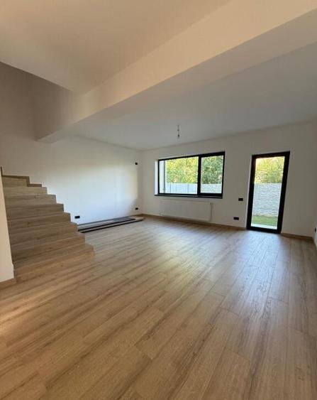 VILA P+1+M 5 CAMERE 4 BAI - 2