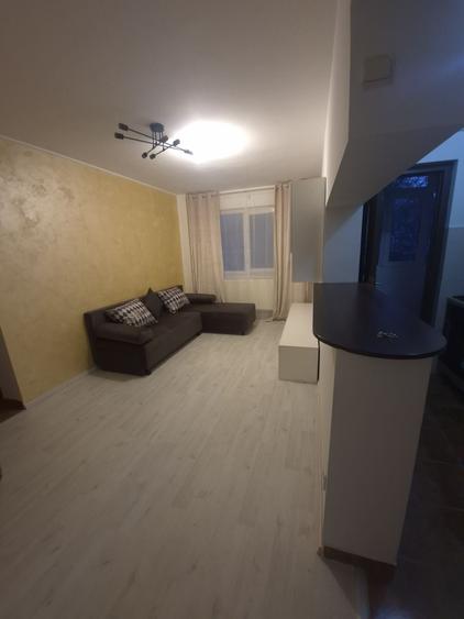 Inchiriez apartament 2 camere semidecomandat Pod de Piatra - 3