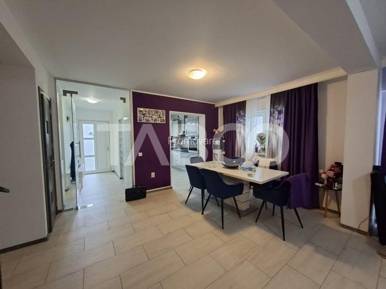 Casa tip duplex de vanzare 4 camere 2 bai 2 parcari Arhitectilor Sibiu