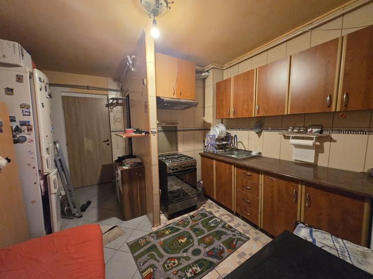 Garsoniera dubla 30mp centrala -Auchan Titan, Bd. 1 Decembrie - 8