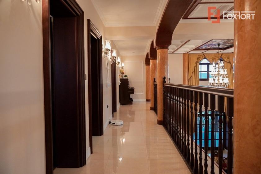 Proprietate unicata in stil clasic in Mosnita Noua - ID V7206 - 12