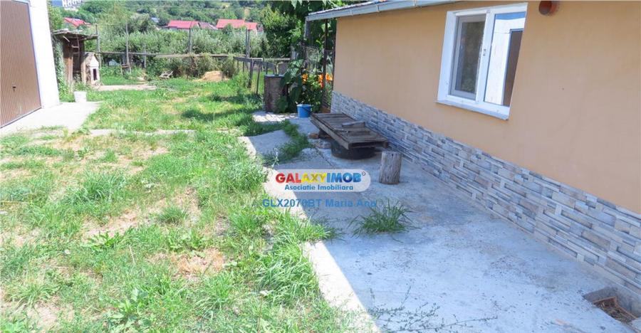 Curtesti, Botosani , Teren generos cu casa si anexa! - 9