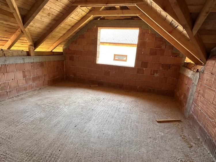 Casa noua la Rosu cu 4 camere teren aferent 386 mp cu toate utilitatile - 8