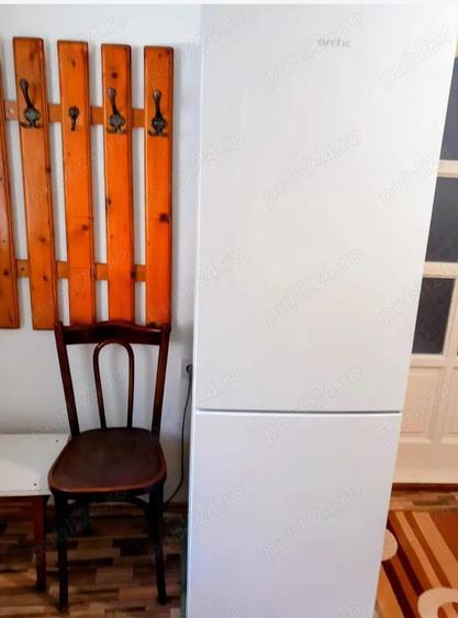 Dau in chirie o casa cu 1 camera, 1 bucatarie si 1 baie decomandate - 8