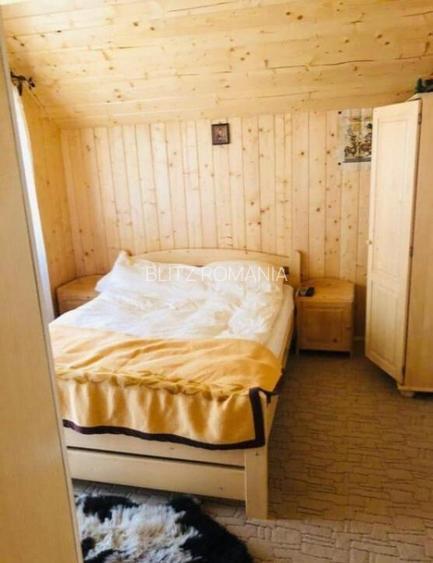 Casa de vacanta, 4 camere, 119 mp utili, 2300 mp de teren, M