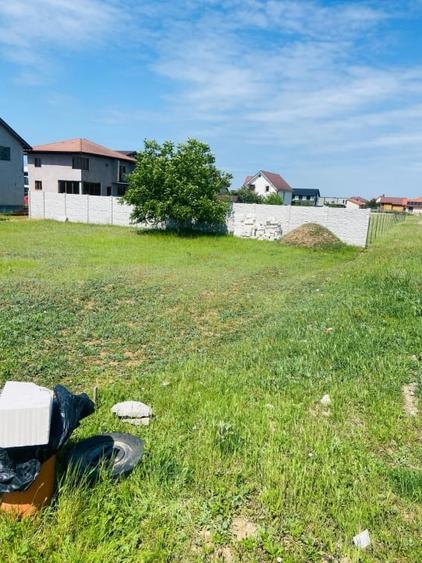 Teren intravilan zona Ford,  500 mp cu front stradal 21,5 m - 2