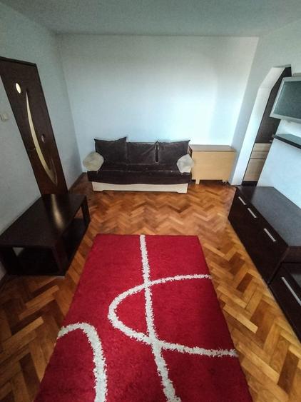 Inchirei Apartament zona Ghiorgheni - 1