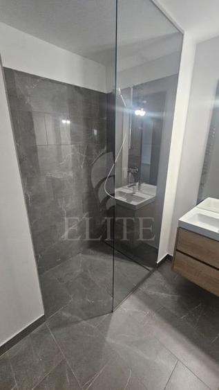 Apartament 3 camere &icirc;n zona Gara - str. oasului - 18