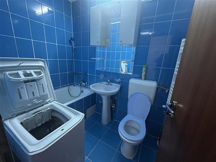 Mobilata si utilata aproape de IPJ, cu 4 apartamente pe nivel - 5